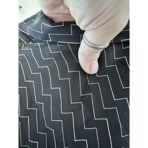 VTG City Silk 100% Silk Blouse Size PL Quiet Luxury Patterned Black Deadstock - Picture 5 of 10